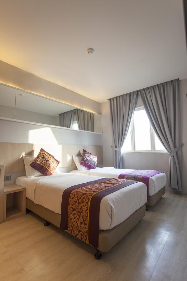Orange Premier Hotel Wangsa Maju Kuala Lumpur Exterior photo